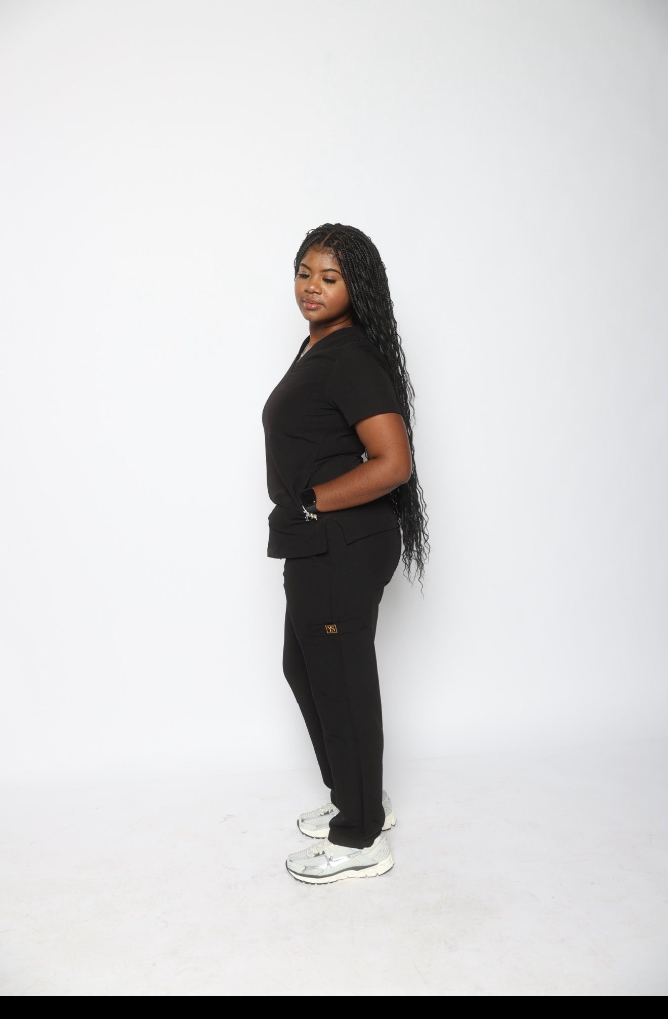 Signature Black Scrub Set – V-Neck Top & Straight Leg Pants